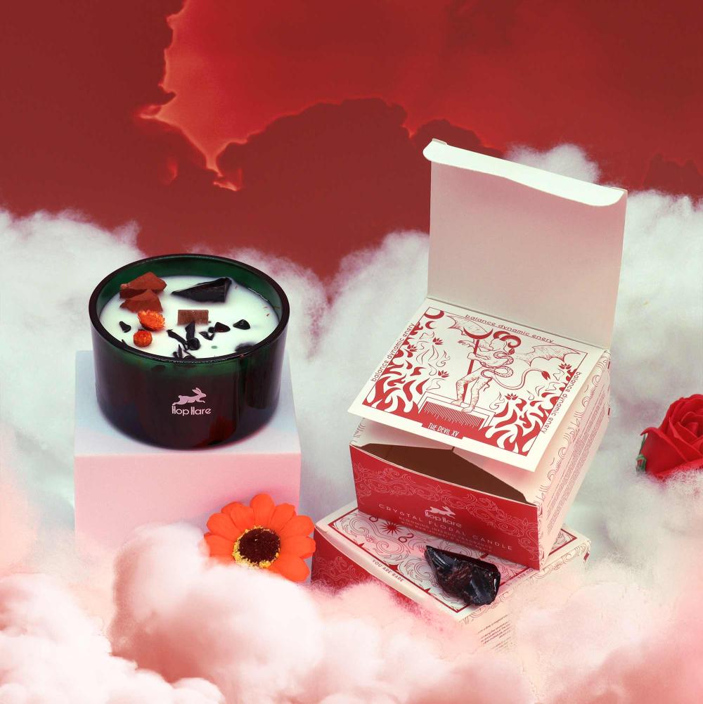 Lumânare parfumată cu Flori și Cristale - Diavol - VITALITATE, PROTECȚIE, PUTERE