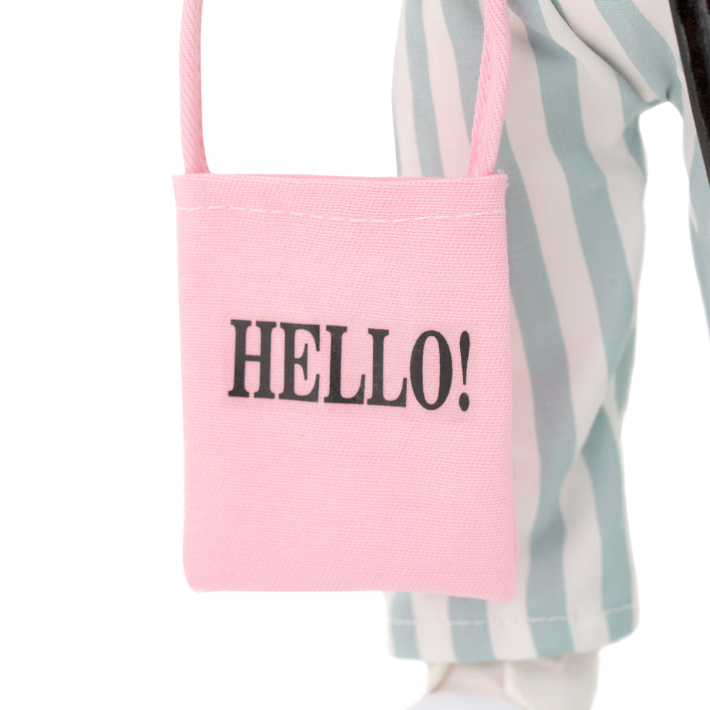 Mia în Salopetă în Dungi – Păpușă de Pluș Premium Sweet Sisters (32 cm)