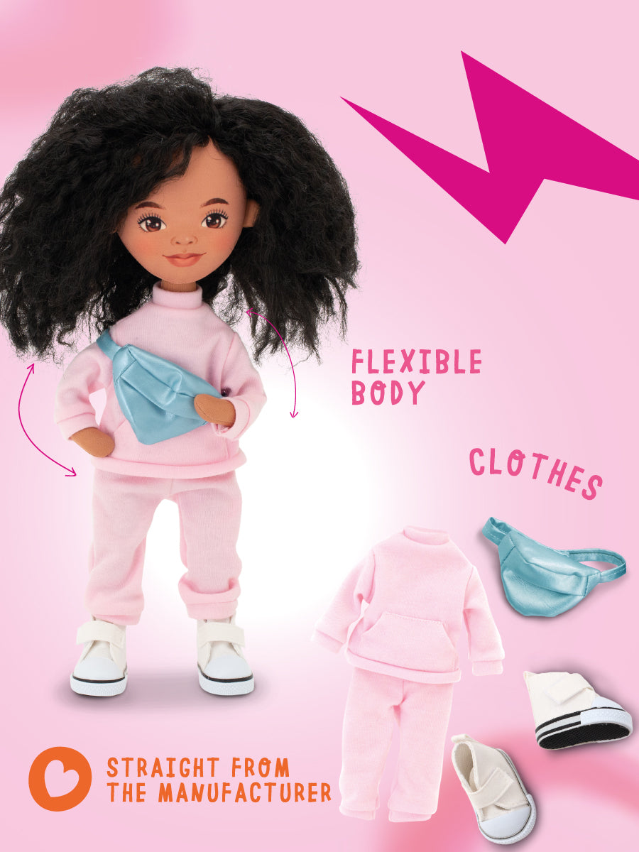 Tina într-un trening roz – Păpușă de Pluș Premium Sweet Sisters (32 cm)