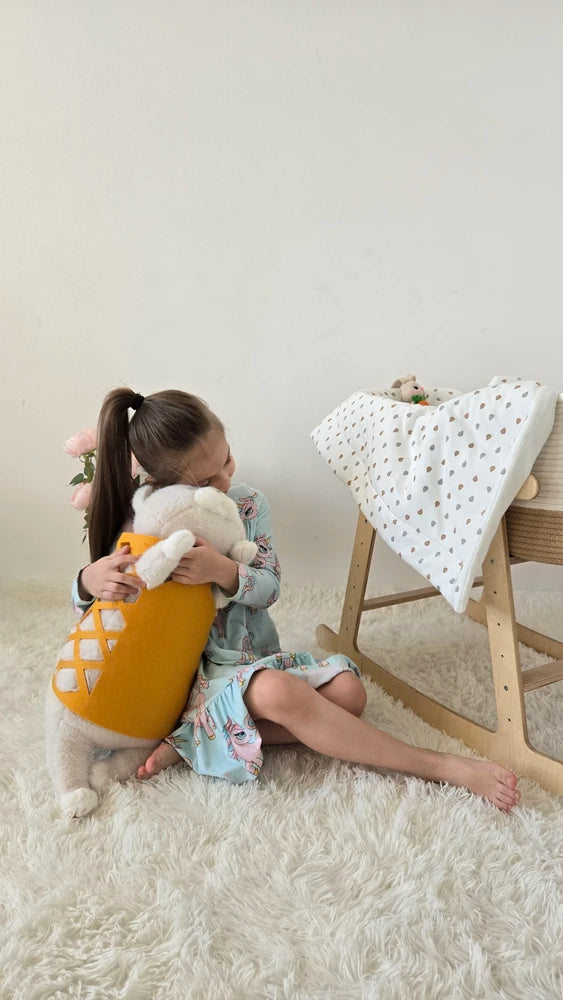 Milo – Pisoiul Alb de Pluș (56 cm) – Jucărie Premium Ultra Pufoasă Orange Toys