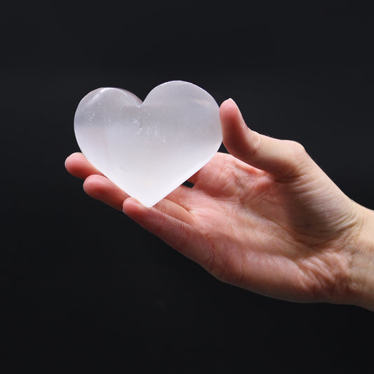 Inimă din Selenit 5-6 cm – Purificare și Claritate