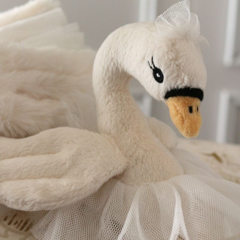 Balerina Odette – Lebădă de Pluș Premium 30 cm