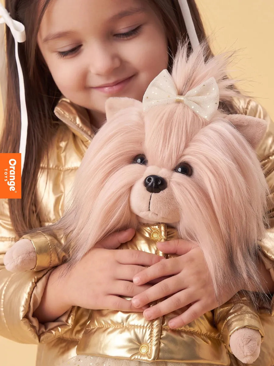 Lucky Yoyo cu Geacă Aurie – Căţeluşă de Pluş Premium Lucky Doggy