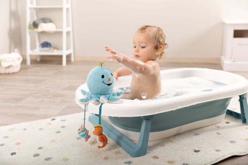 Caracatița Octily – jucărie de baie senzorială (3 luni+) care reduce frica de apă