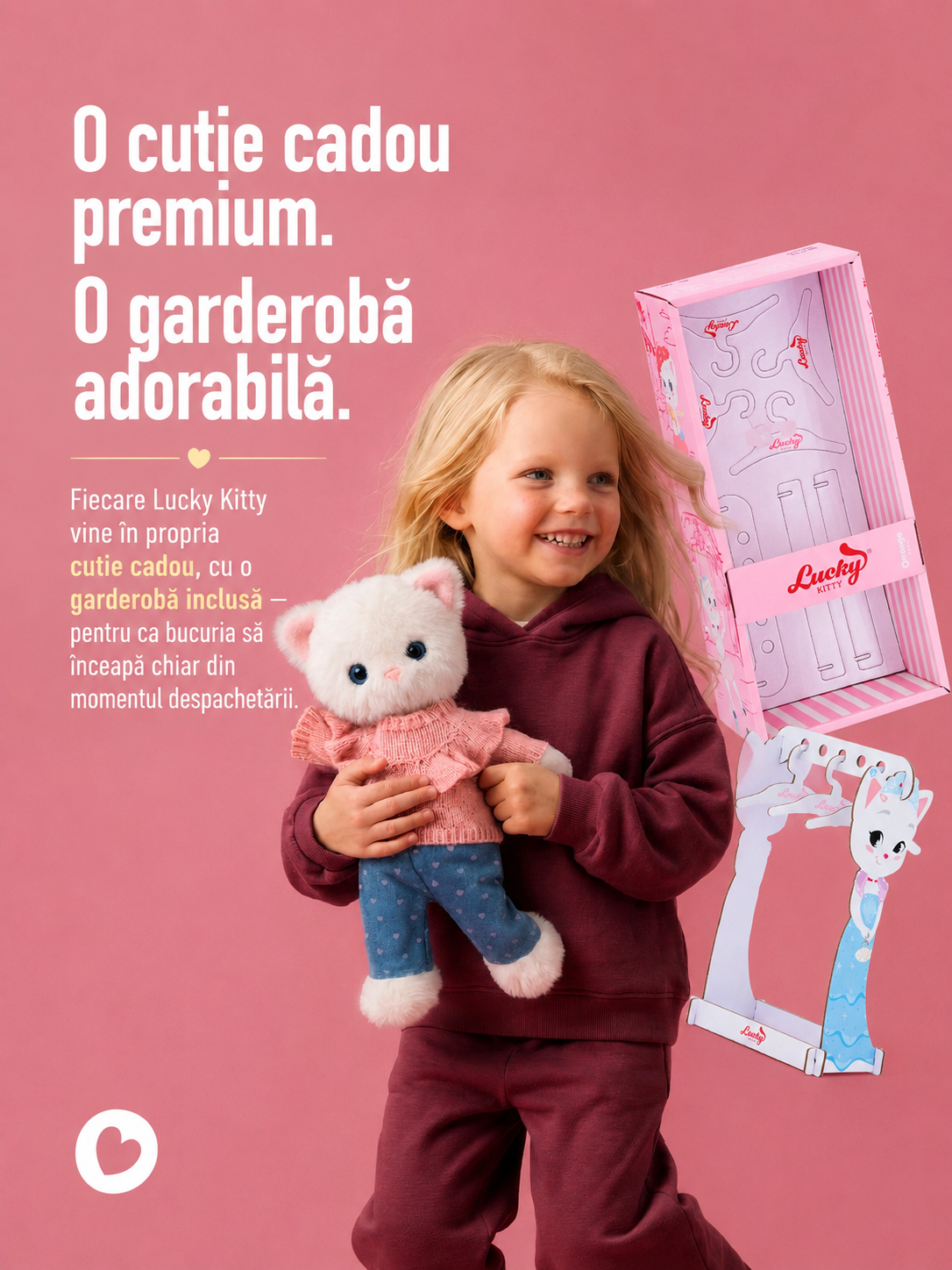 Lucky Kitty Denim Hearts – Pisicuță Premium de Pluş, 38 cm