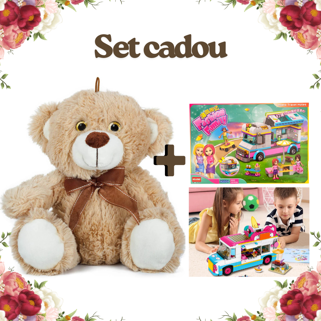 Set Cadou Fetițe – Ursuleț Personalizat + Rulotă Fashion Family (321 piese)