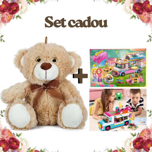 Set Cadou Fetițe – Ursuleț Personalizat + Rulotă Fashion Family (321 piese)