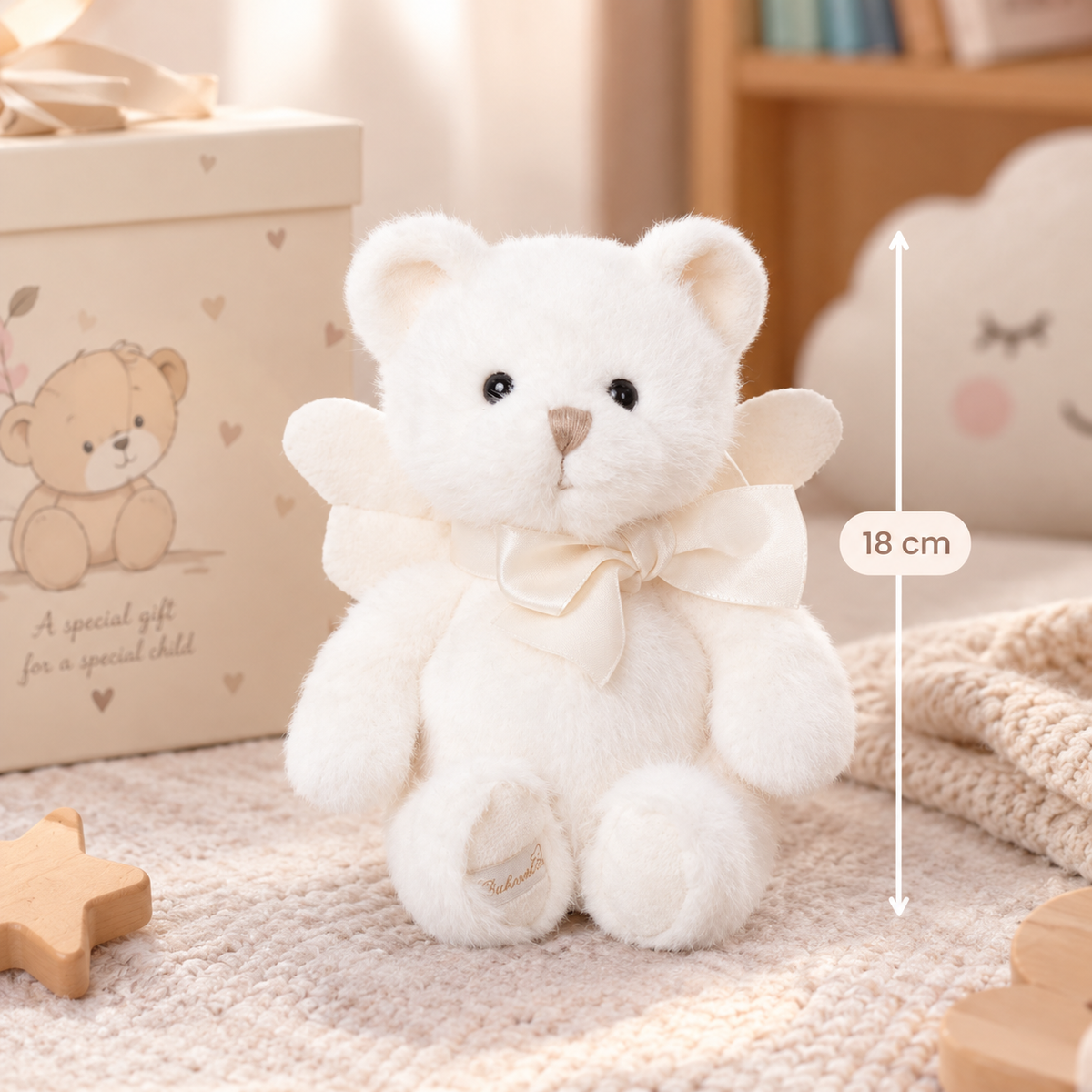 Gabriel Îngerașul Norocos – Ursuleț de Pluș Premium 18 cm
