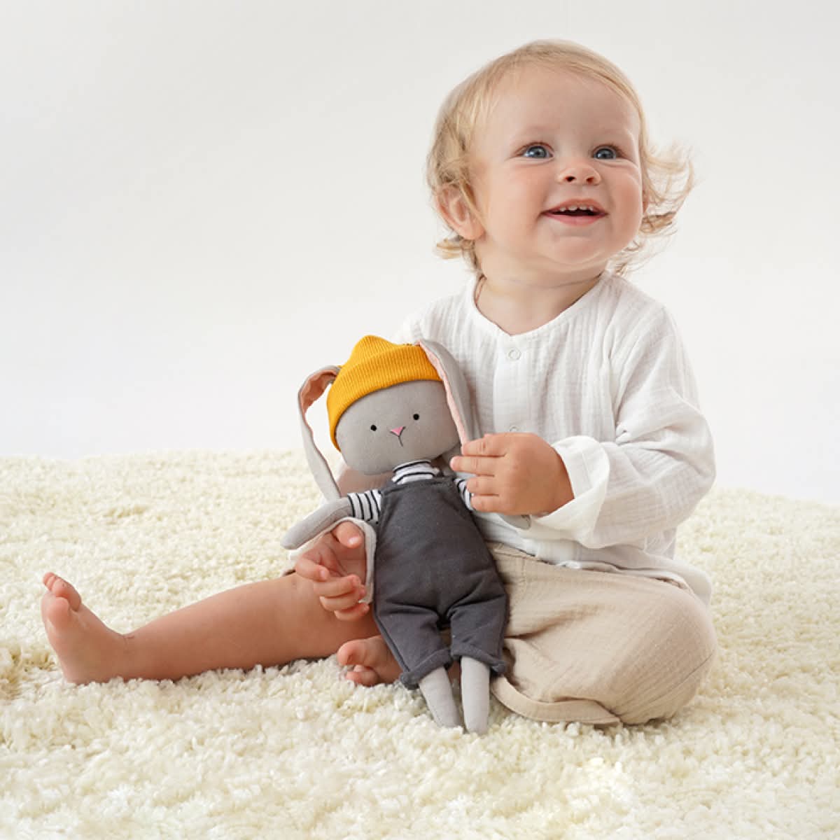 Timmy – Iepuraș de Pluș Premium Cotti Motti (30 cm)