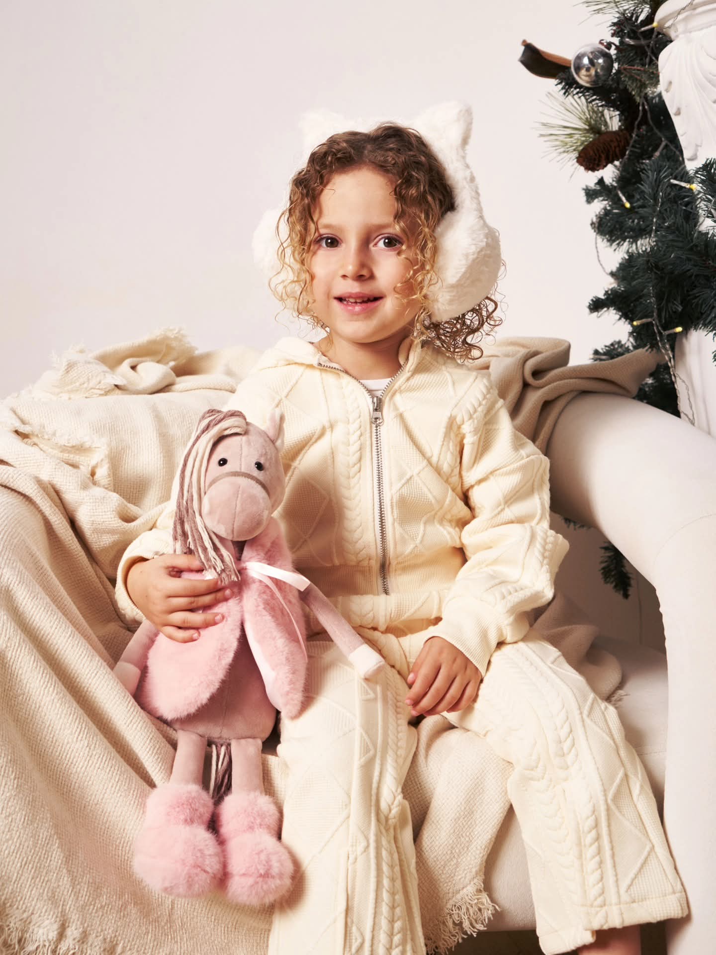 Căluțul Rosie – Symbol of the Year 2026 - Ediție Limitată Orange Toys (25 cm)