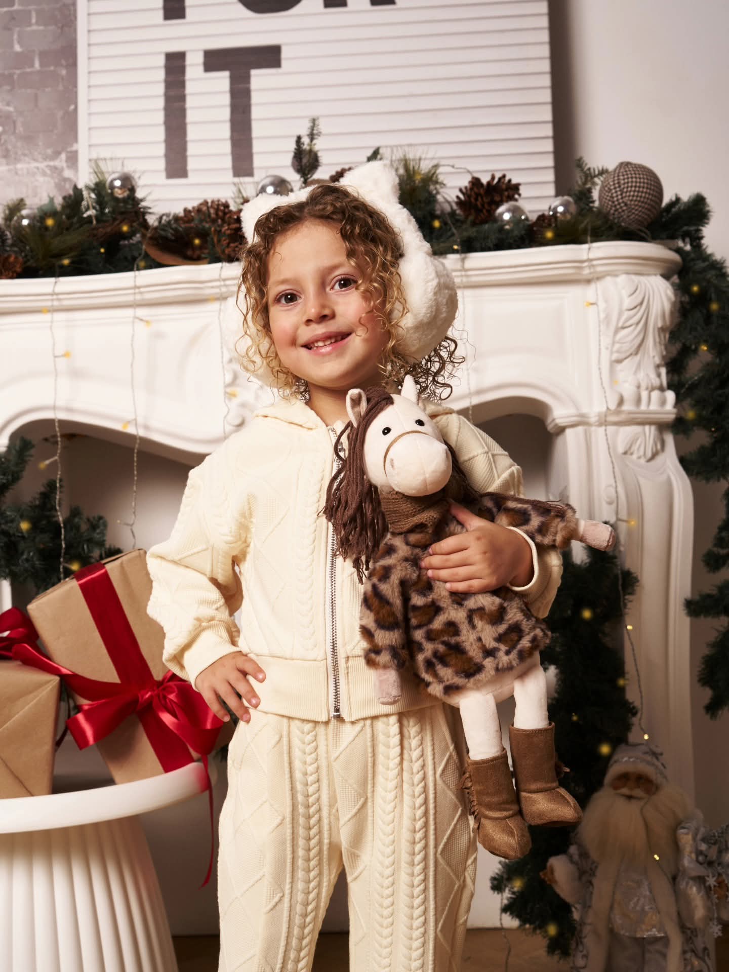 Căluțul Nicole – Symbol of the Year 2026 - Ediție Limitată Orange Toys (25 cm)