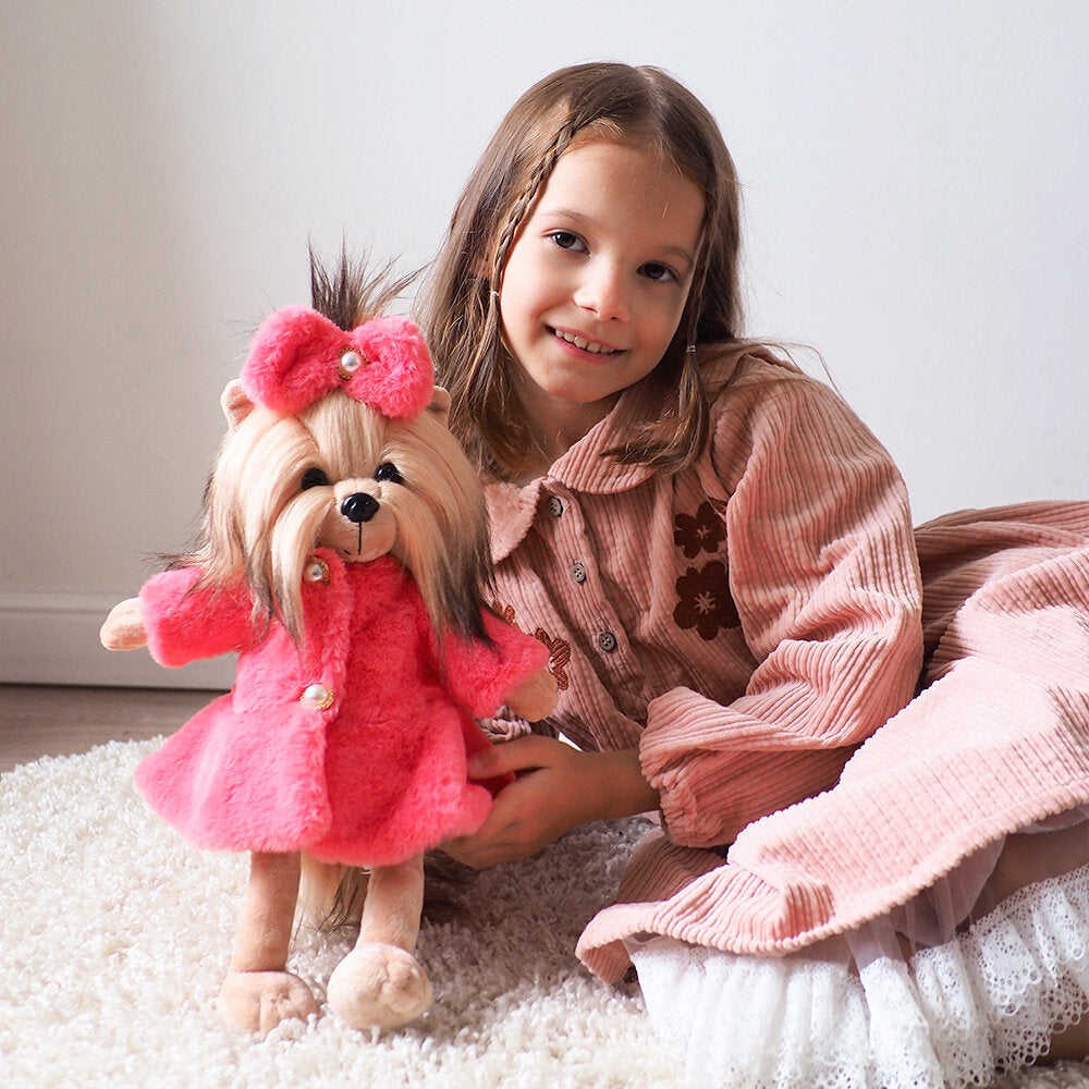 Lucky Yoyo Fashion Week – Căţeluşă de Pluş Premium Lucky Doggy