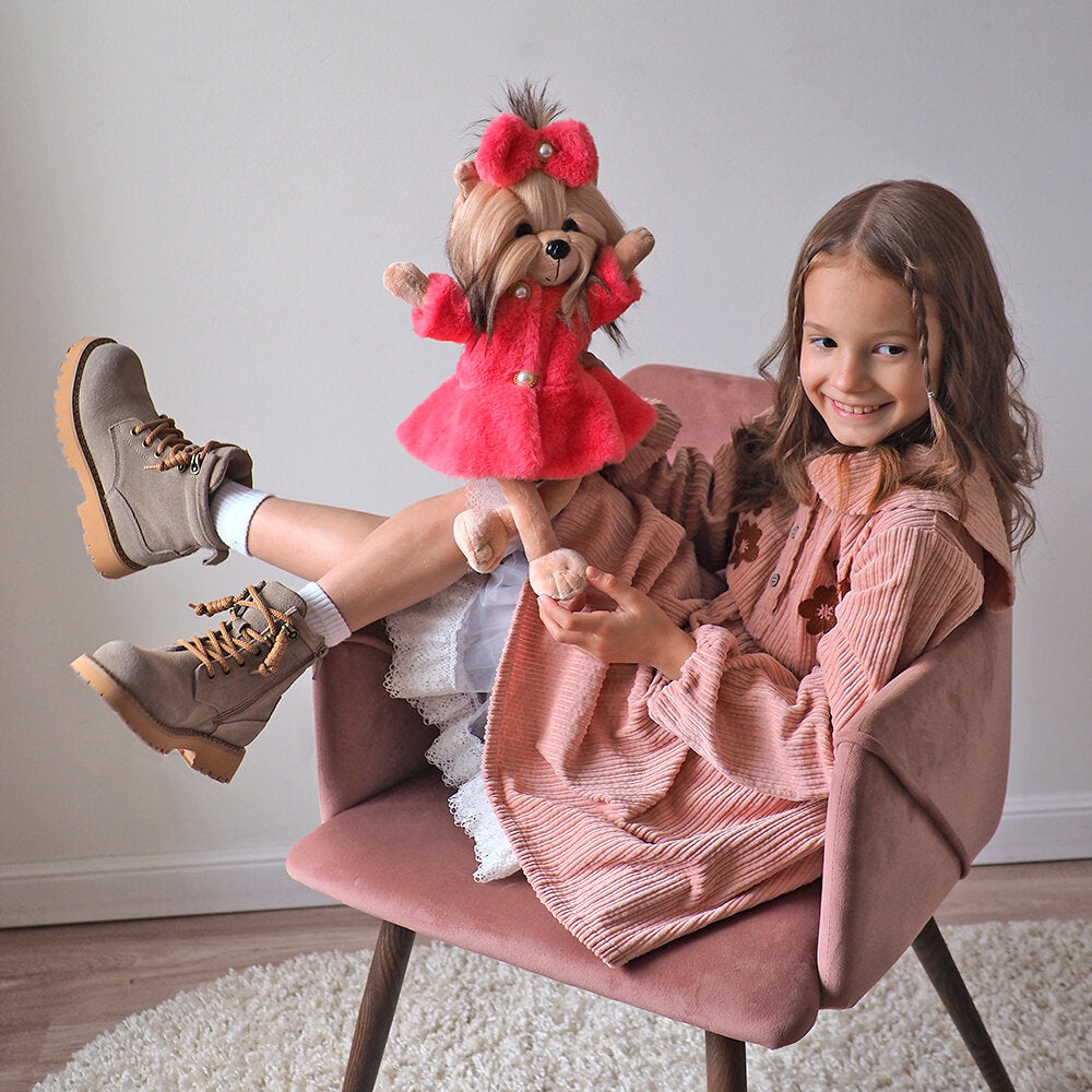 Lucky Yoyo Fashion Week – Căţeluşă de Pluş Premium Lucky Doggy