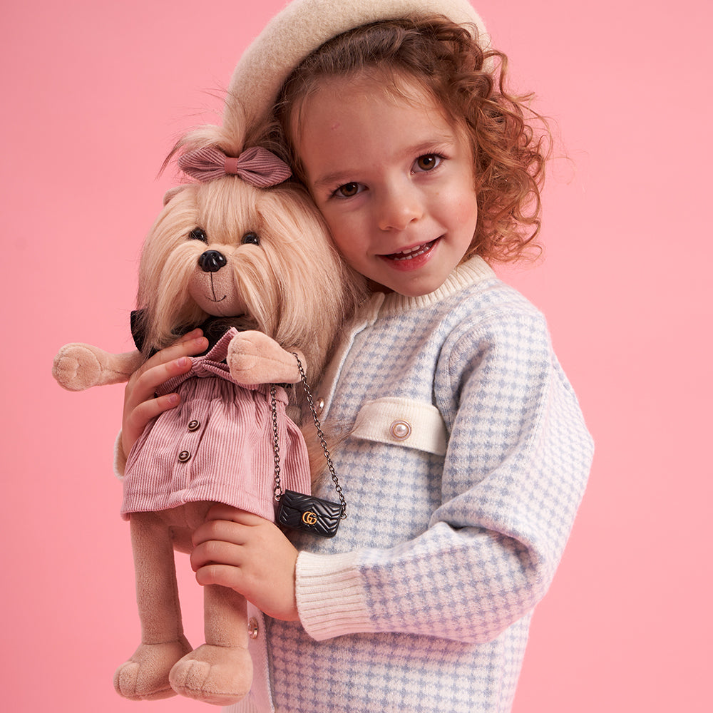 Lucky Yoyo Perfect Look – Căţeluşă de Pluş Premium Lucky Doggy