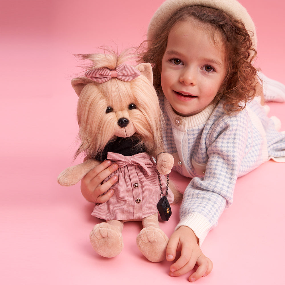 Lucky Yoyo Perfect Look – Căţeluşă de Pluş Premium Lucky Doggy