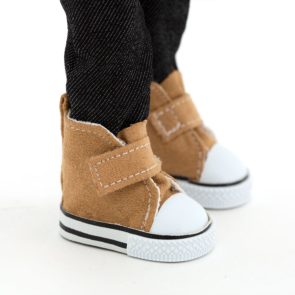 Set Palton Alb + Accesorii pentru Păpuși Sweet Sisters (32 cm) – Ținută Premium de Joacă