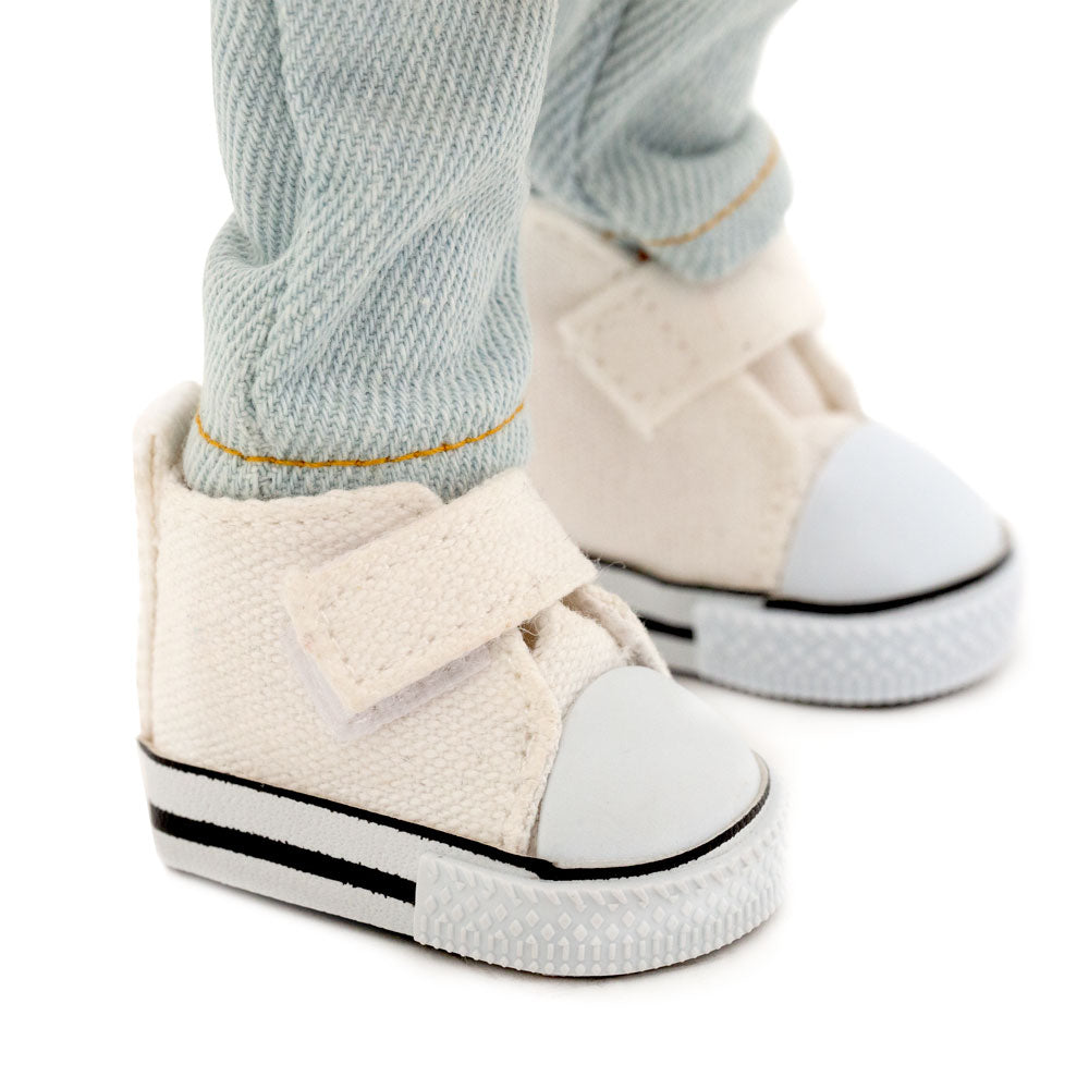 Lilu în Parka galben muștar – Păpușă de Pluș Premium Sweet Sisters (32 cm)