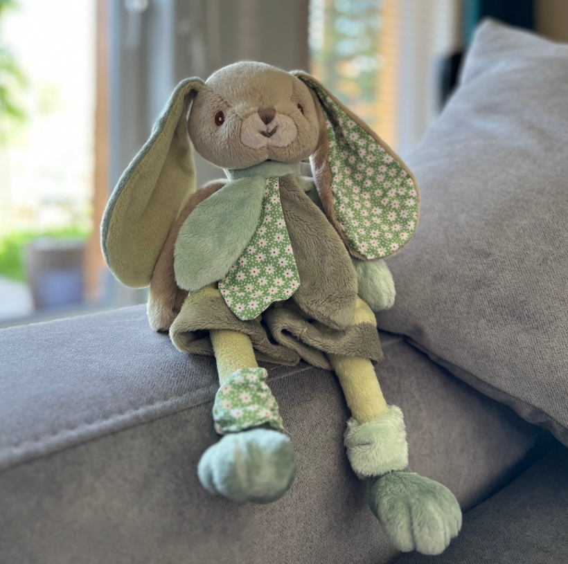 Benji – Iepuraș de Pluș Premium 30 cm