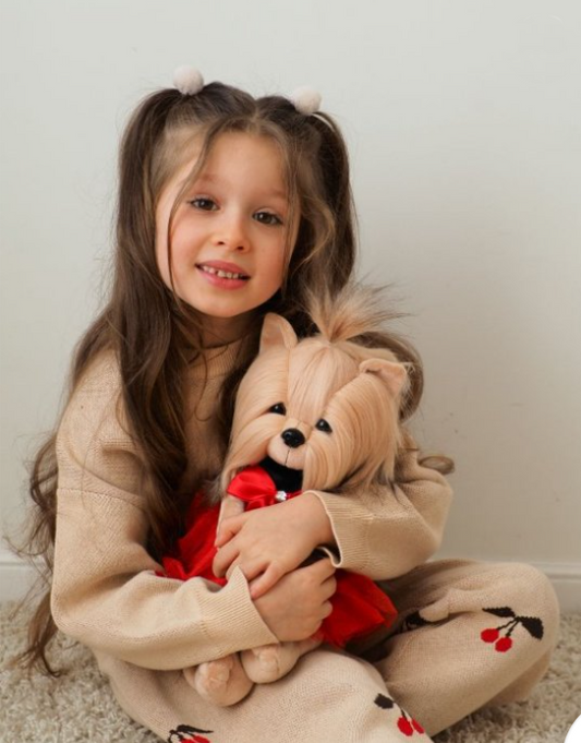 Lucky Yoyo Fiesta – Căţeluşă de Pluş Premium Lucky Doggy