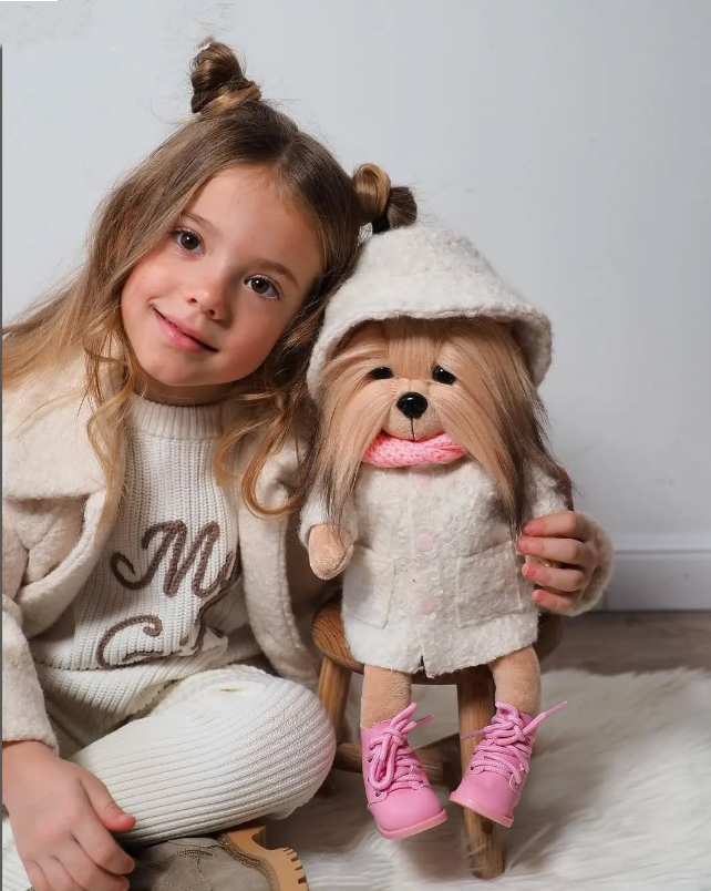 Lucky Yoyo Fashion – Căţeluşă de Pluş Premium Lucky Doggy